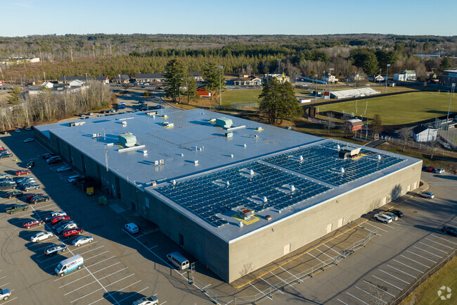 Spaulding High School is a public, co-educational school in Strafford County.