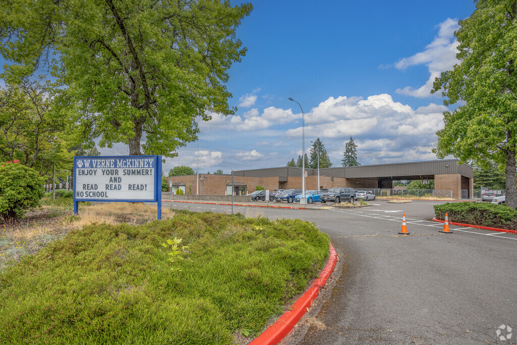 W Verne McKinney Elementary School, Hillsboro OR Rankings & Reviews