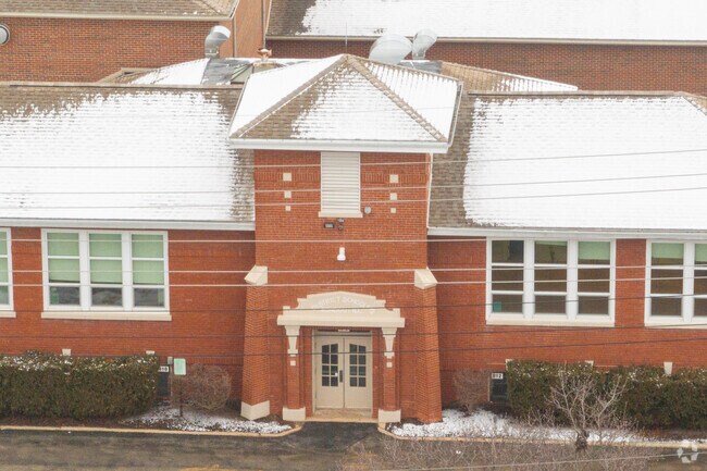 Rondout Elementary School serves approximately 135 students in Lake Forest.