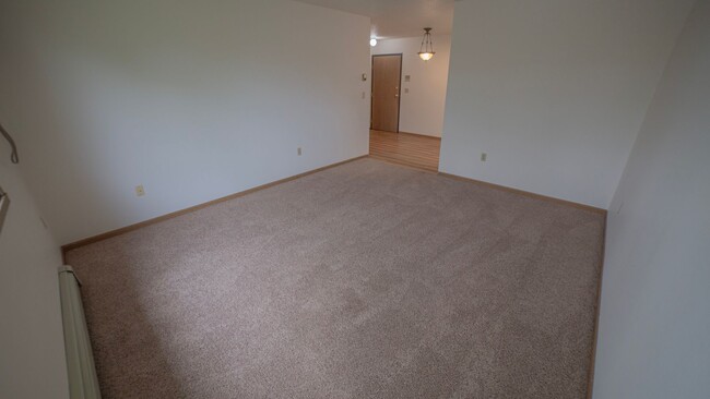 Evans Place 3, Fargo, ND 58103 - photo 7