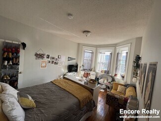 1189 Commonwealth Ave Unit 26, Boston, MA 02134