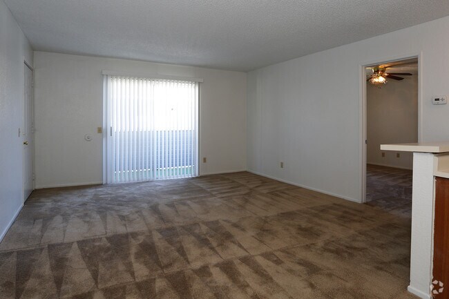 Pine Village, Riverside, CA 92501 - photo 5