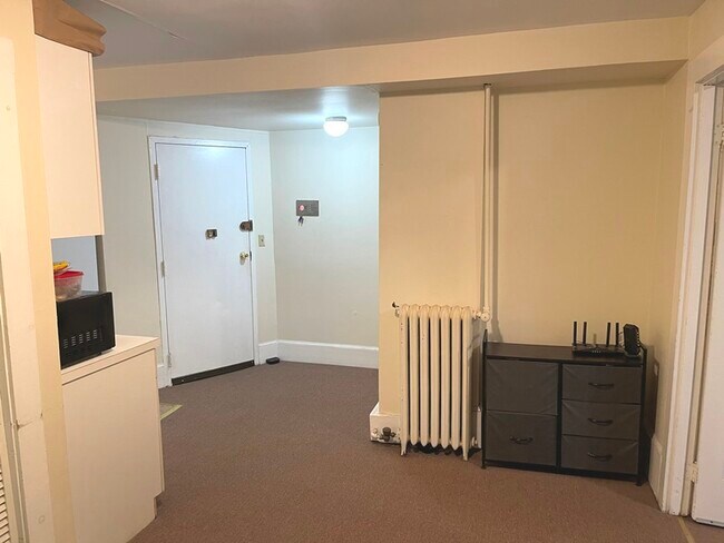 471 Commonwealth Ave unit BR, Boston, MA 02215 - photo 4