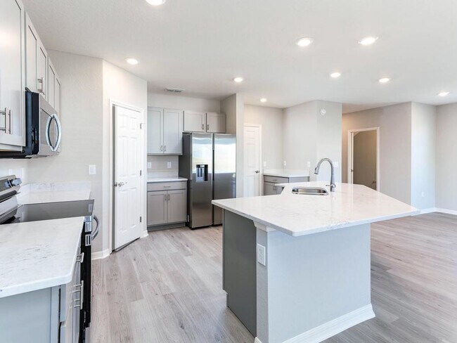 612 Ituna Cir unit 37319418, Winter Haven, FL 33881 - photo 5