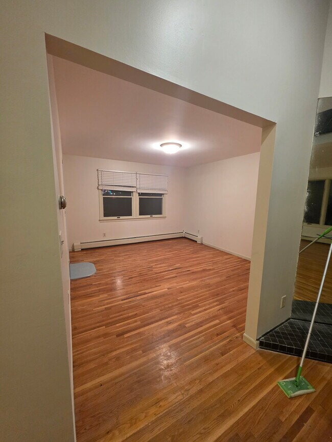 25 Elm Ave, Fairview, NJ 07022 - photo 4