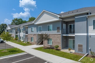 1890 Rustic Dr, Lapeer, MI 48446