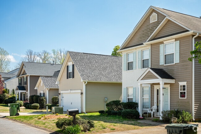 Craftsman style houses are quite common in Greer, SC.