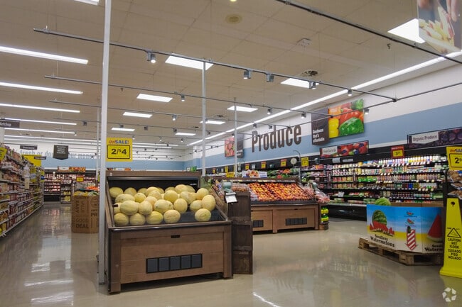 Chickamauga residents can pick up fresh produce and varying grocery items from Food Lion.