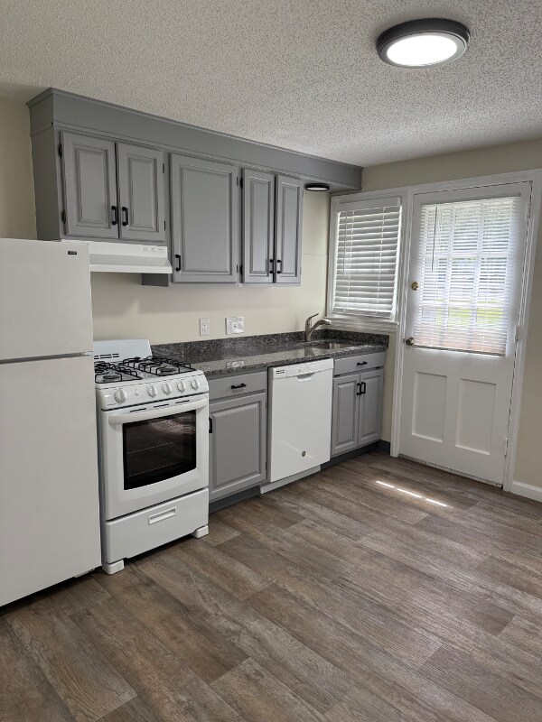 43 Mercury Ct Unit L2, West Springfield, MA 01089