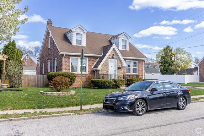 Many Cape Cod homes have privacy in Devers.