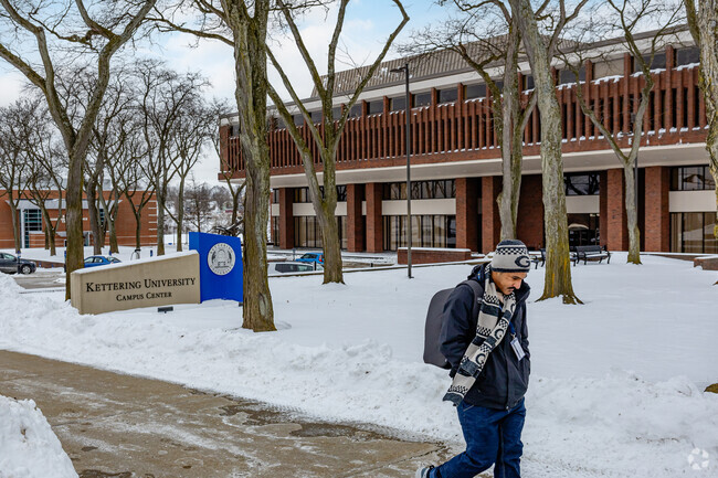 University Avenue Neighborhood is home to its namesake, Kettering University.