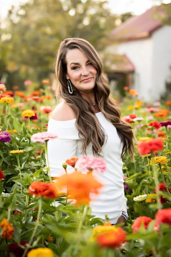 Lindsey Sampier Baker