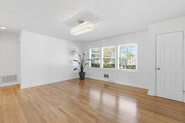 902 New Bern Ave, Raleigh, NC 27601 - photo 4