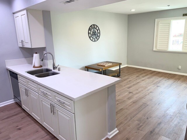 La Casita Condominium unit 115, Redondo Beach, CA 90277 - photo 6