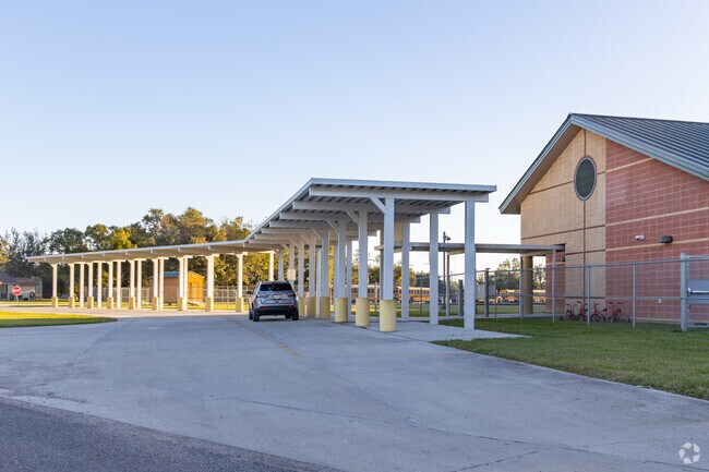 Raceland Lower Elementary School is crafting bright futures.