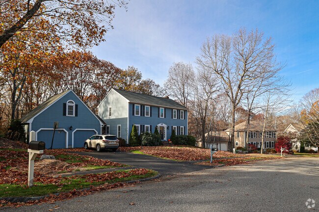 You'll find a variety of homes in Holden, Massachuetts.