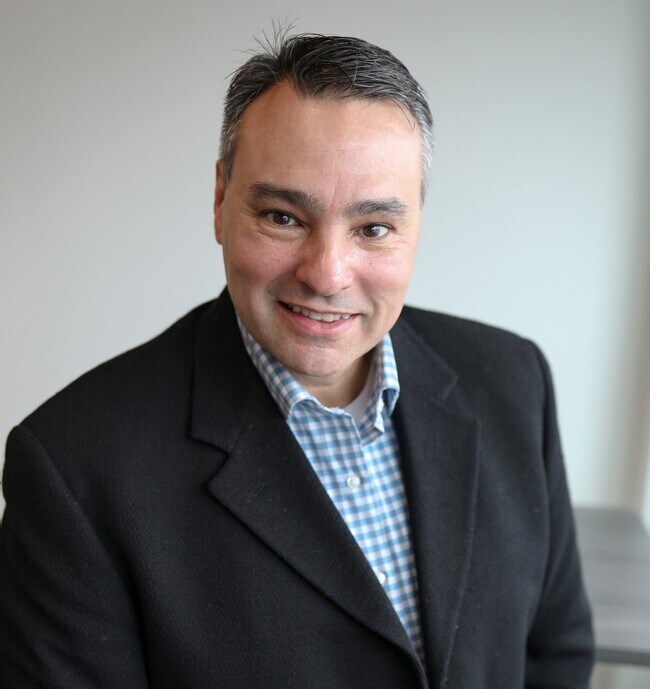 Todd Schenkenberger