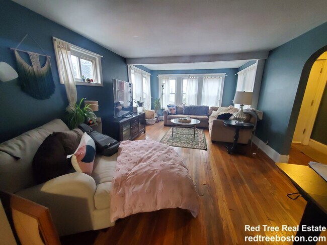 8 Feneno Terrace unit 1, Allston, MA 02134 - photo 4