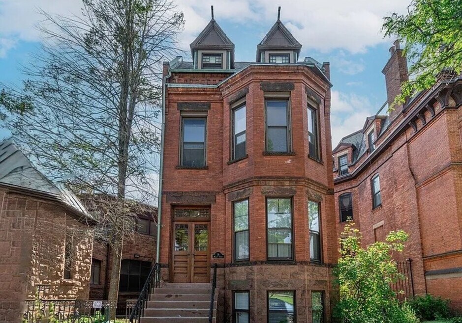 18 Willett St unit 3, Albany, NY 12210 - photo 1