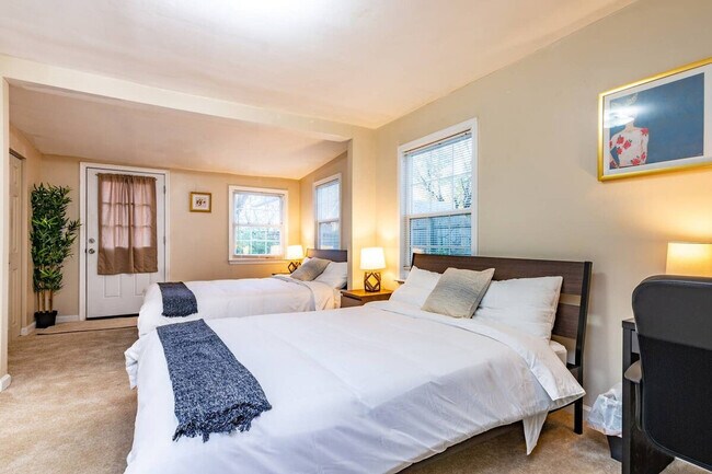 4737 Wilson Blvd unit ID1014210P, Arlington, VA 22203 - photo 7