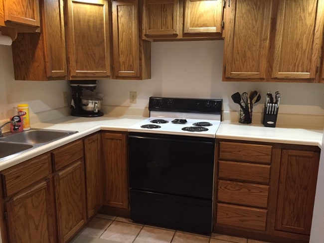 623 E University Ave unit B, Laramie, WY 82072 - photo 4