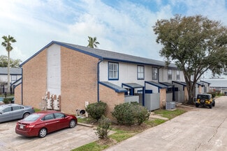 5001 Avenue F, Bay City, TX 77414