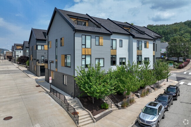 New build homes are perfect for a growing family in Central Lawrenceville.