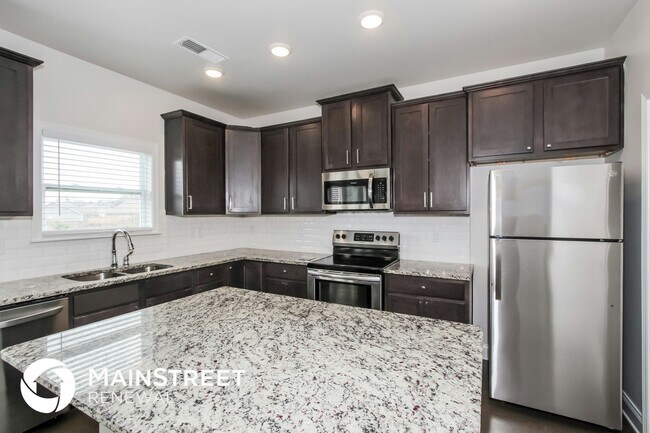 253 Union Station Dr, Calera, AL 35040 - photo 6