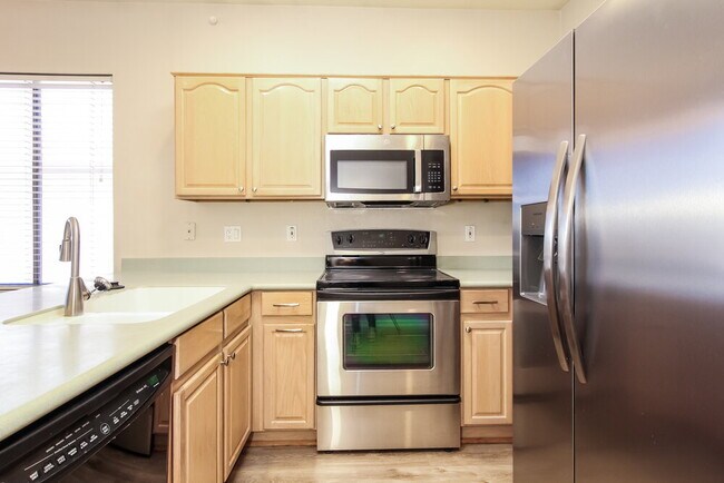 6601 W Lawrence Ln, Glendale, AZ 85302 - photo 7