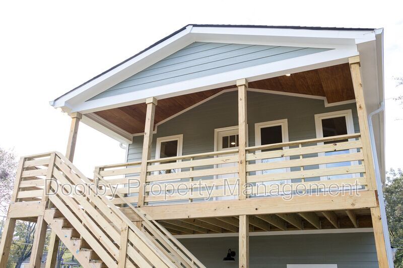 905 W 39th St unit B, Chattanooga, TN 37410 - photo 1