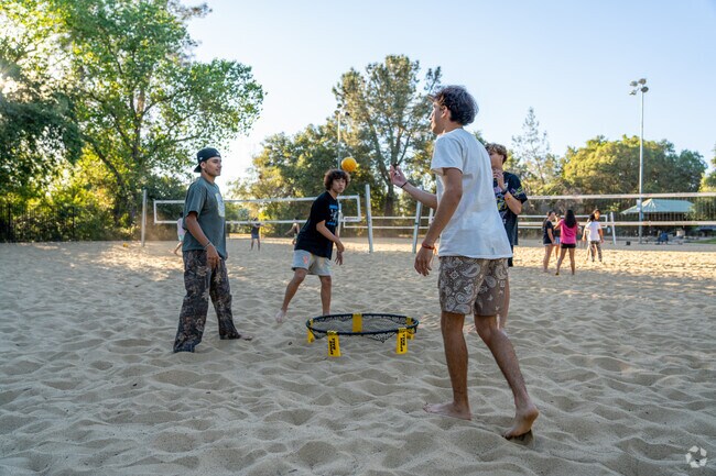 Livermore Community Park offers excellent outdoor spaces for sports.