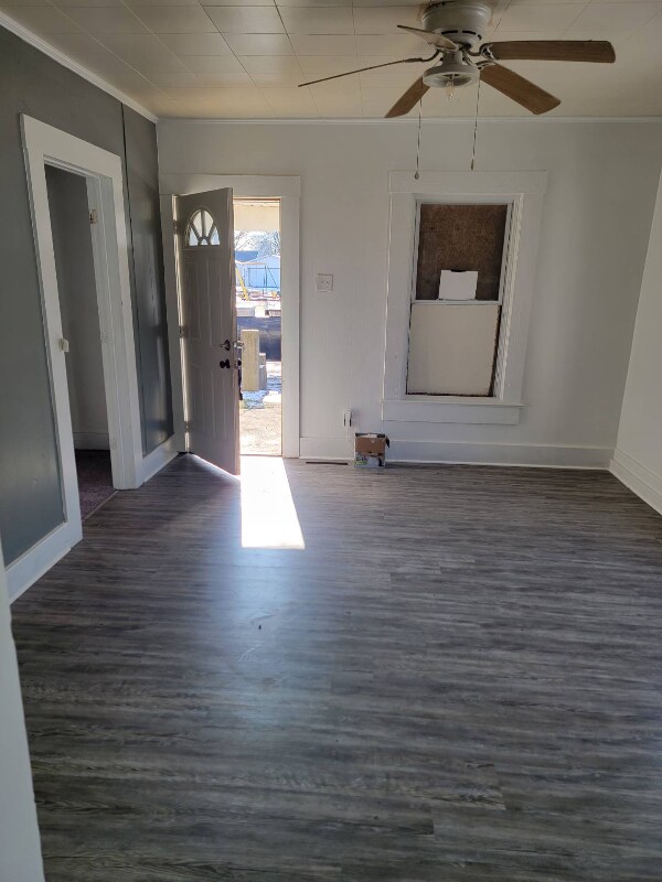 913 E 28th St, Marion, IN 46953 - photo 6