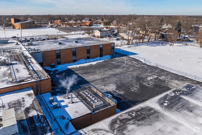 McKinley Junior High School is located in Calumet City.