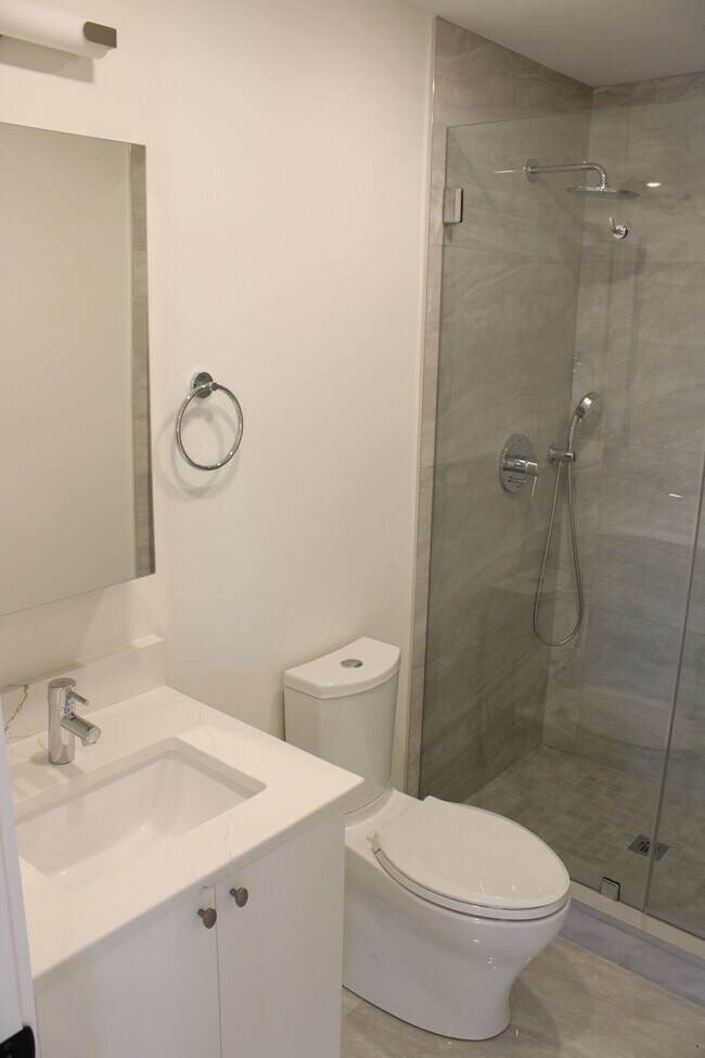 303 Maverick St unit 4, Boston, MA 02128 - photo 2