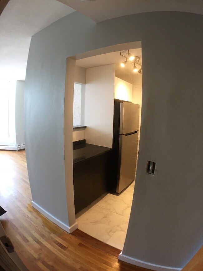 25 Saint Stephen St unit 5, Boston, MA 02115 - photo 6