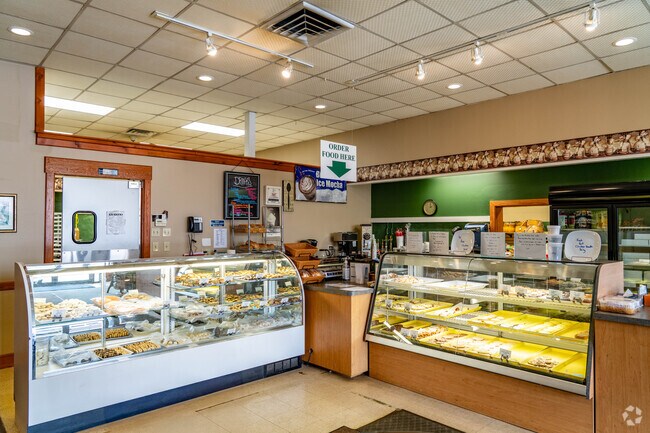 Stop into Pallotta's Pastries and Gifts for breakfast and delicious fresh pastries near the Valley View neighborhood.