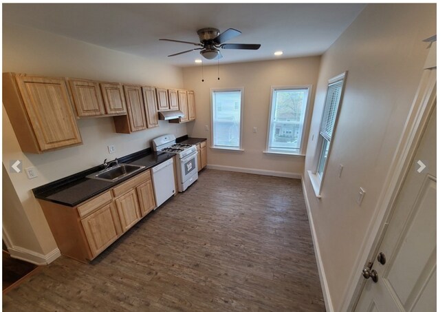 175 River St unit 2, Cambridge, MA 02139 - photo 2