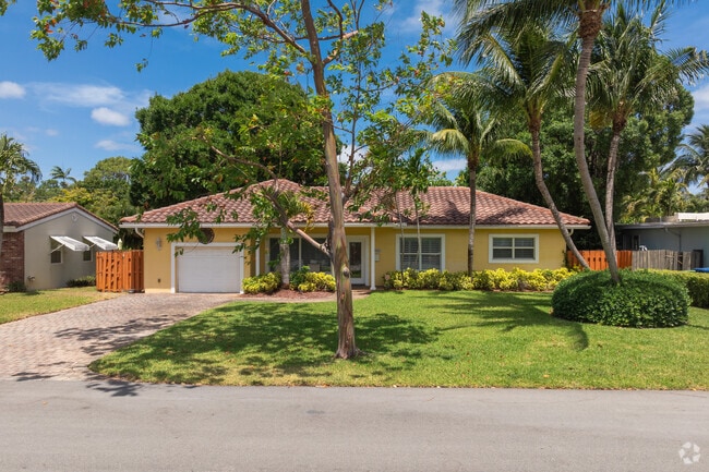 Admire Spanish-style homes dotting Wilton Manors.