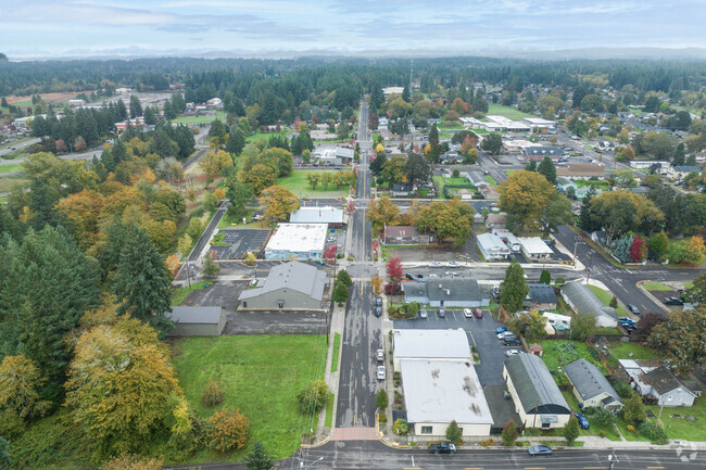 Venetta is a small town just outside of Eugene, Oregon surrounded by countryside and lakes.