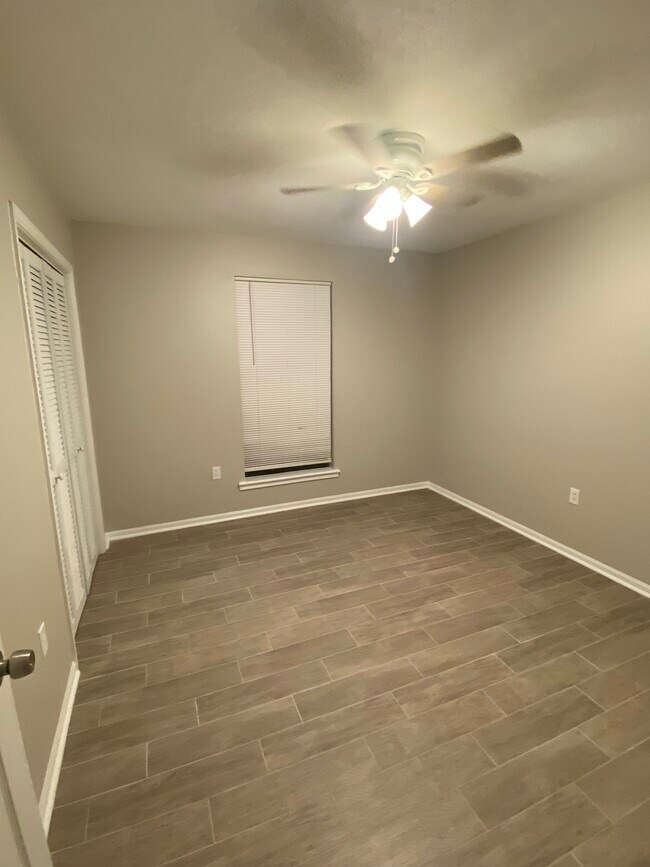 15348 Crystal Dr unit 15348 Crystal Dr, Central, LA 70770 - photo 5
