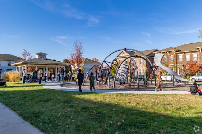 Peninsula Area’s community vibe shines during events and meetups at City Park.