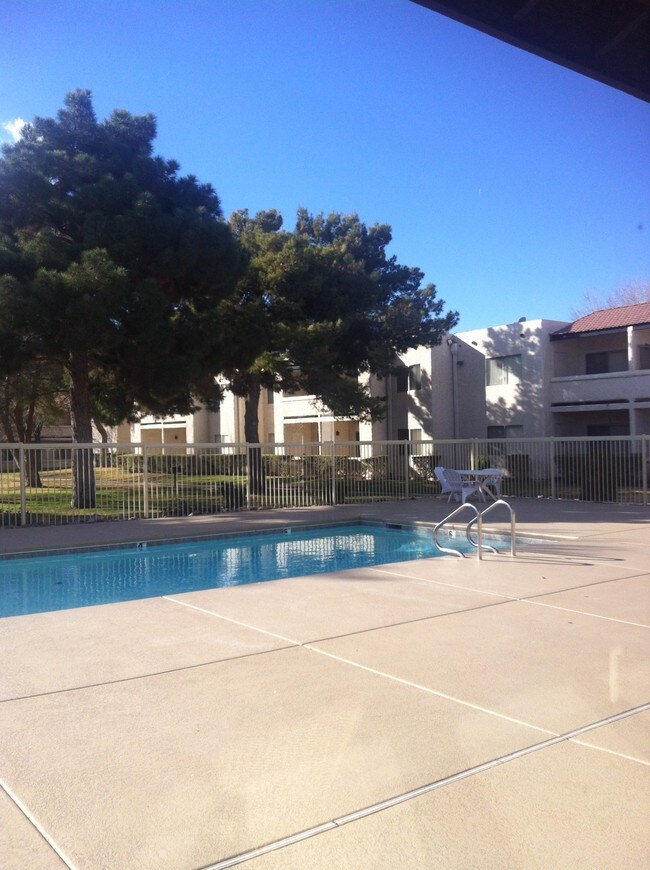 Villas East, Las Vegas, NV 89104 - photo 3