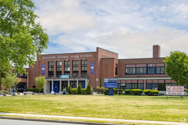 The Division Ave Senior High School in Levittown, NY is a four year public school.