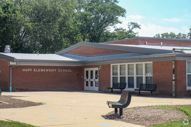Huff Elementary School provides education in the neighborhood of 
Bluff City