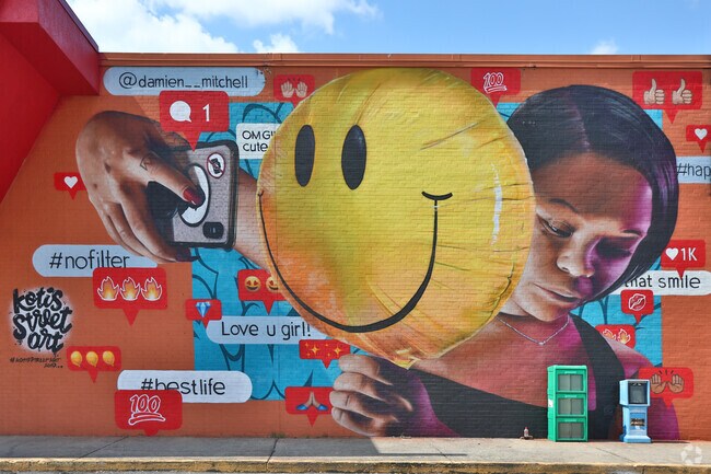 Bryson Ridge is full of lots of artists who add imagery to many of the buildings.