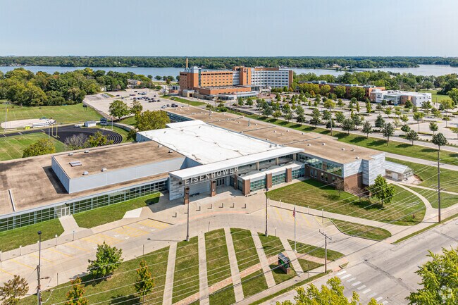 Eisenhower High School is a public school located in Decatur, IL.