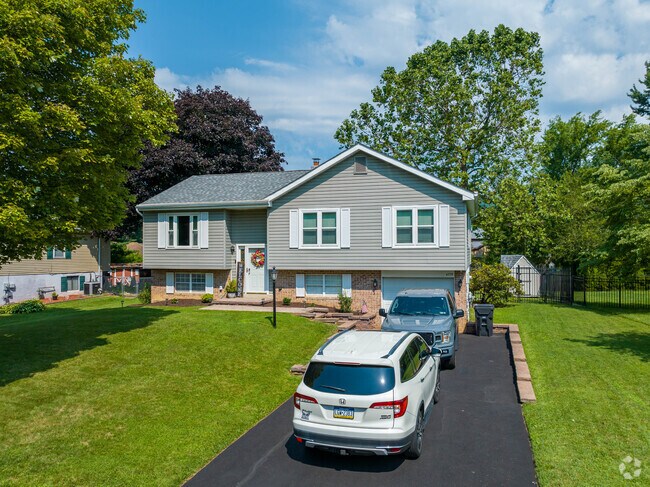 Split level homes are common in Jacksonwald.