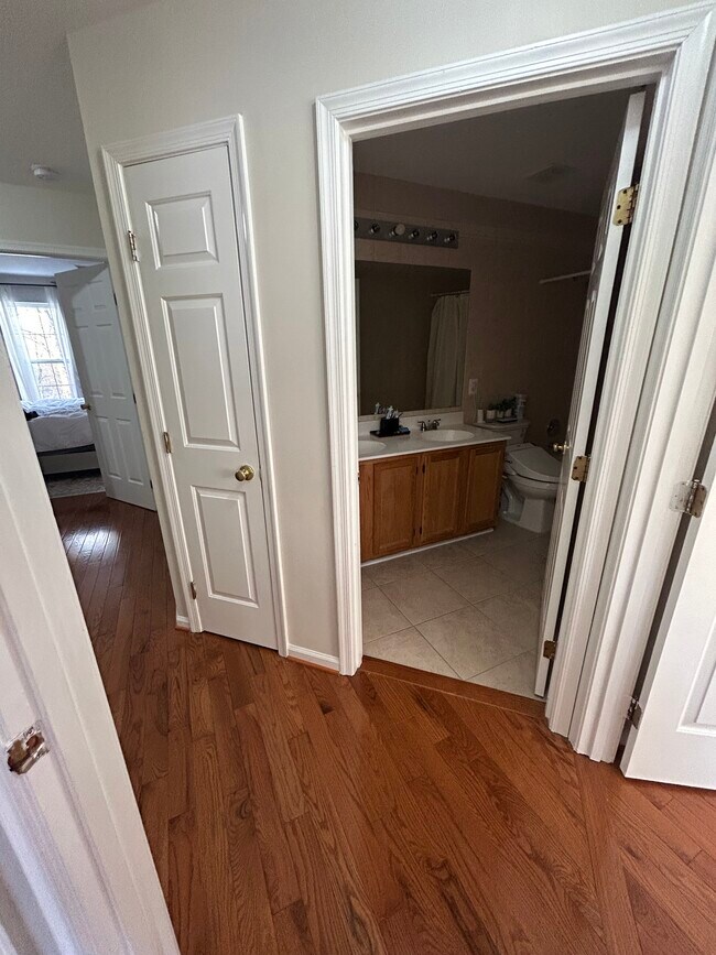 2570 Sylvan Moor Ln, Woodbridge, VA 22191 - photo 7