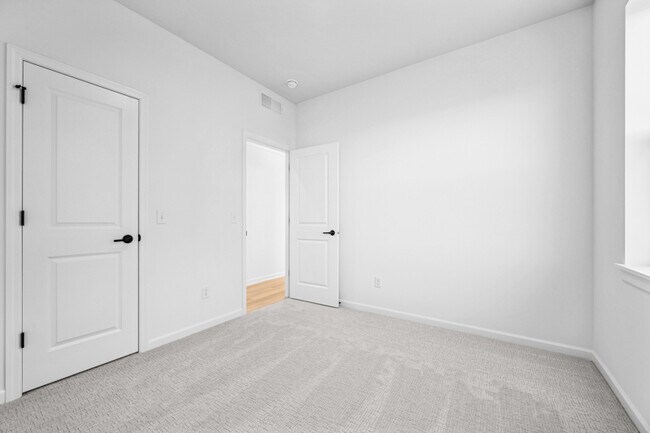 2995 Trinity Dr, Shakopee, MN 55379 - photo 7