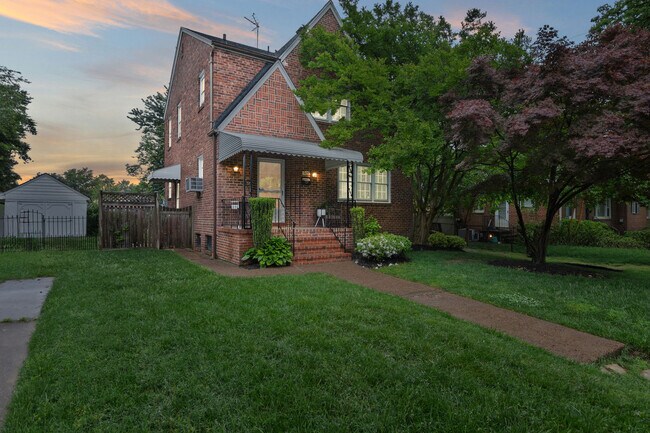 605 Ramsey St unit ID1035267P, Alexandria, VA 22301 - photo 4